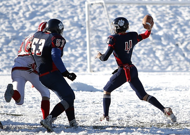 正带领曼联 正带领曼联